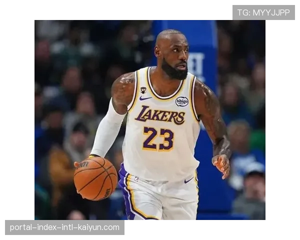 湖人詹姆斯在场净负值-10 年龄导致的防守移动问题凸显 湖人詹姆斯在场净负值-10 年龄导致的防守移动问题凸显